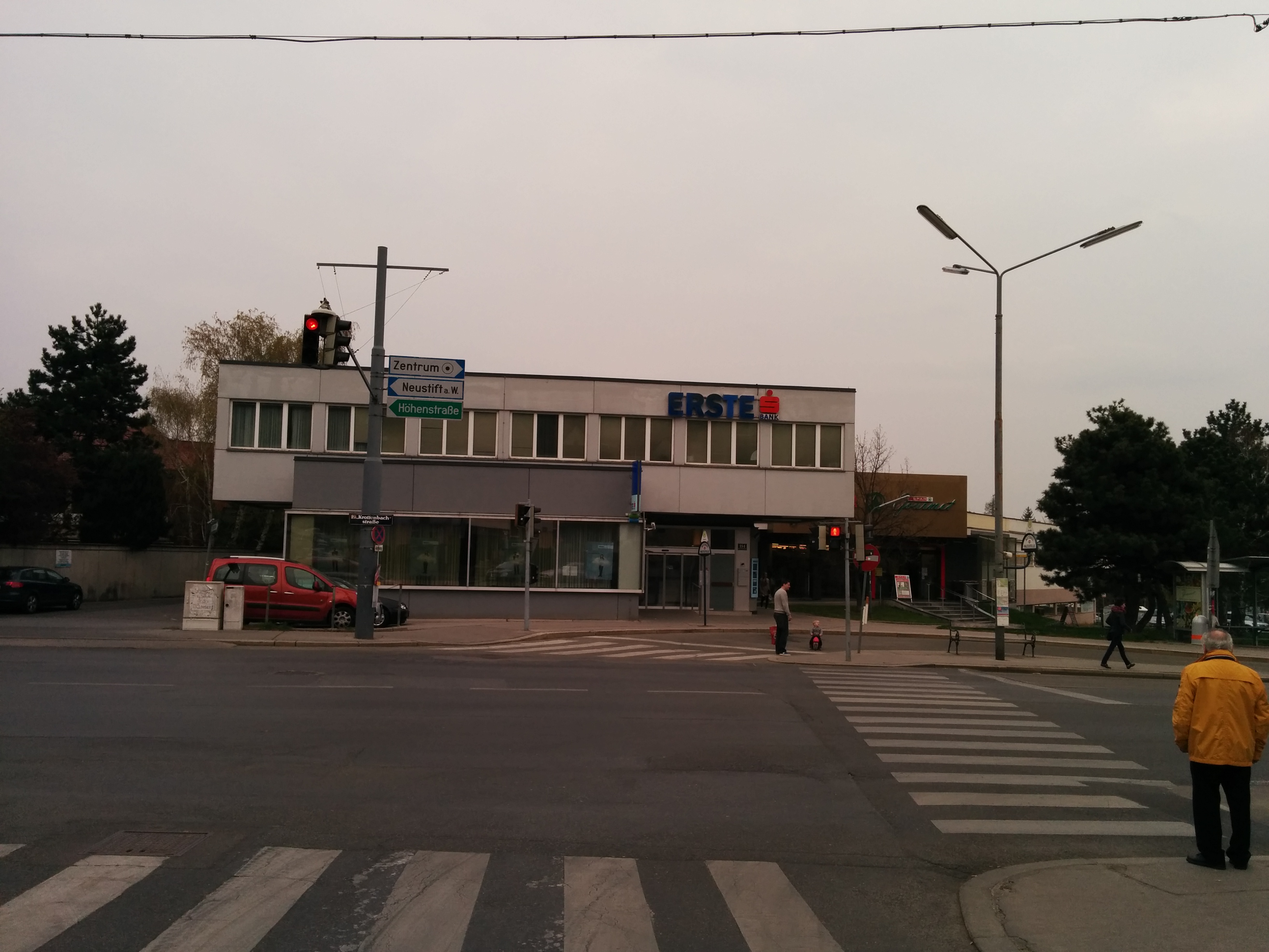 Erste Bank der oesterreichischen Sparkassen AG Zws. Krottenbachstraße